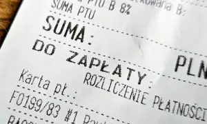 Fragment paragonu z napisem "SUMA: DO ZAPŁATY", "ROZLICZENIE PŁATNOŚCI" i numerem karty. Może dotyczyć art. 109 ust. 3d ustawy o VAT.